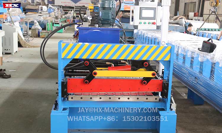 838 multi panel roofing machine