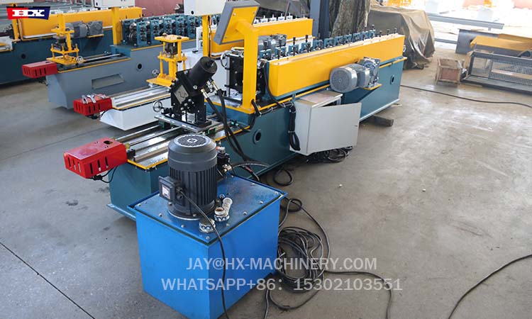 Omega roll forming machine