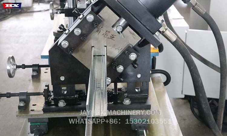 C stud making machine