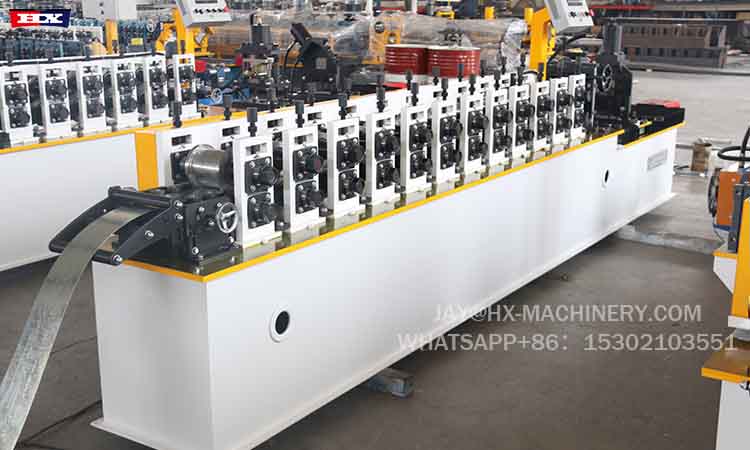 Omega drywall roll forming machine