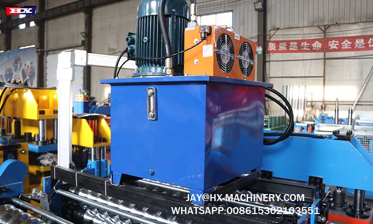Corrugated iron roofing sheet making machine